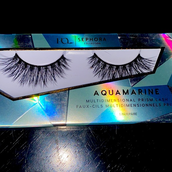 Aquamarine prism lash